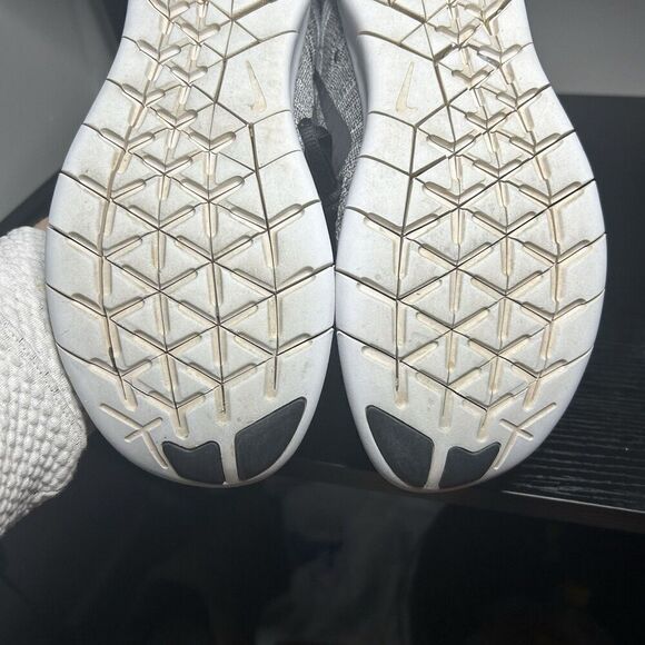 Nike Free RN Flyknit 2017 Women's Size 9 Running Shoes Black White Oreo - Picture 7 of 9